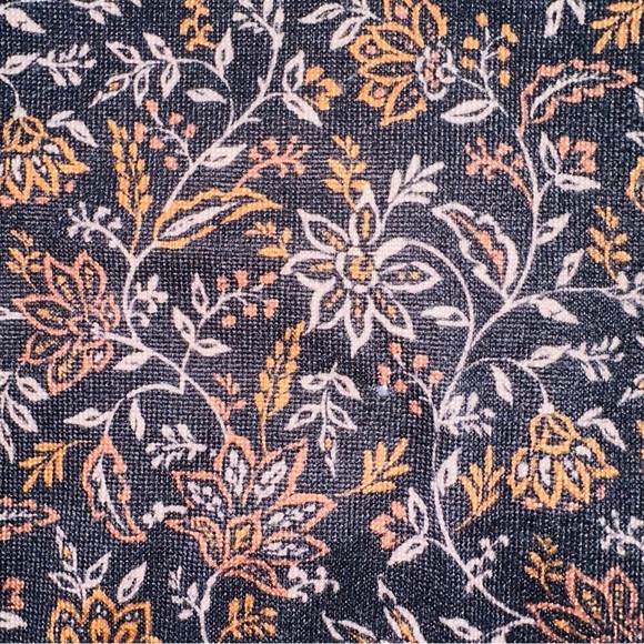 Floral Long Sleeve Women's Top XL Flower Print Top with Tie - Picture 3 of 6